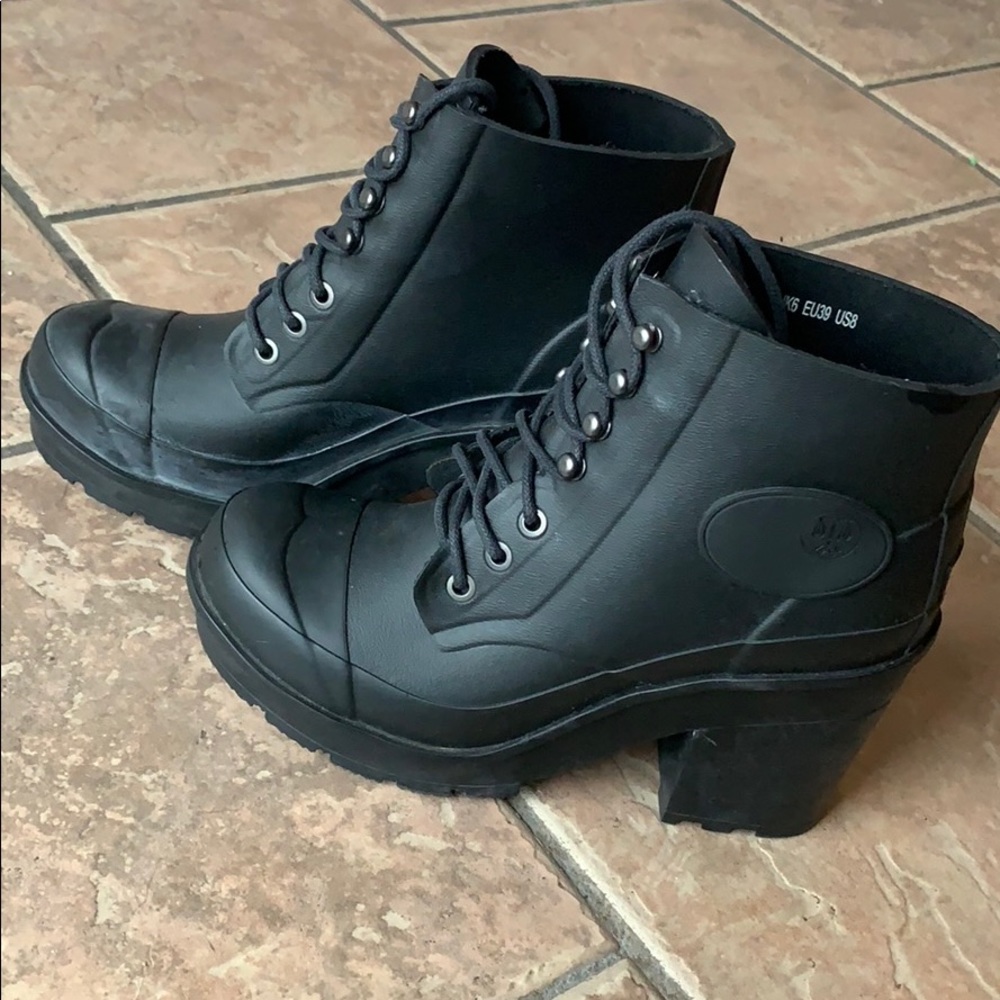 RARE Hunter Bullseye Heel Rainboot